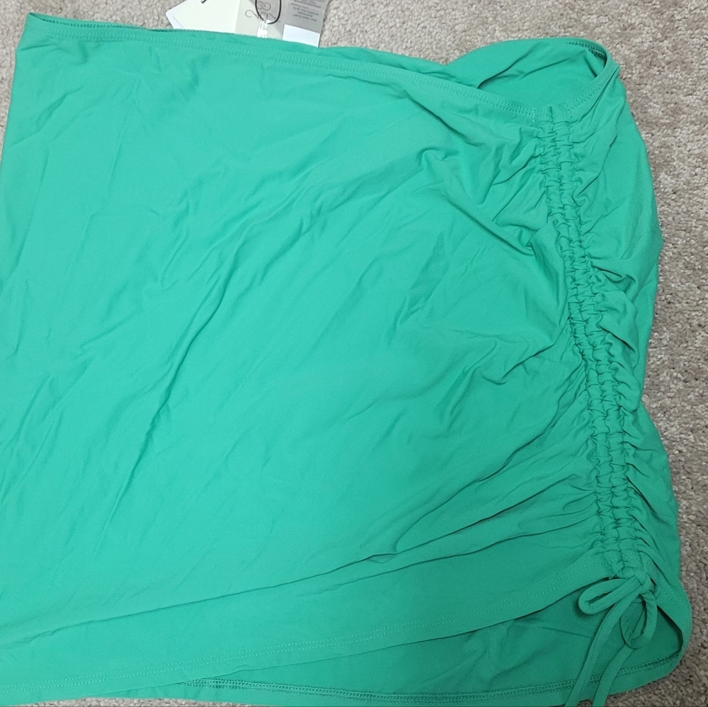 Calila Women's Green Swim Skirt